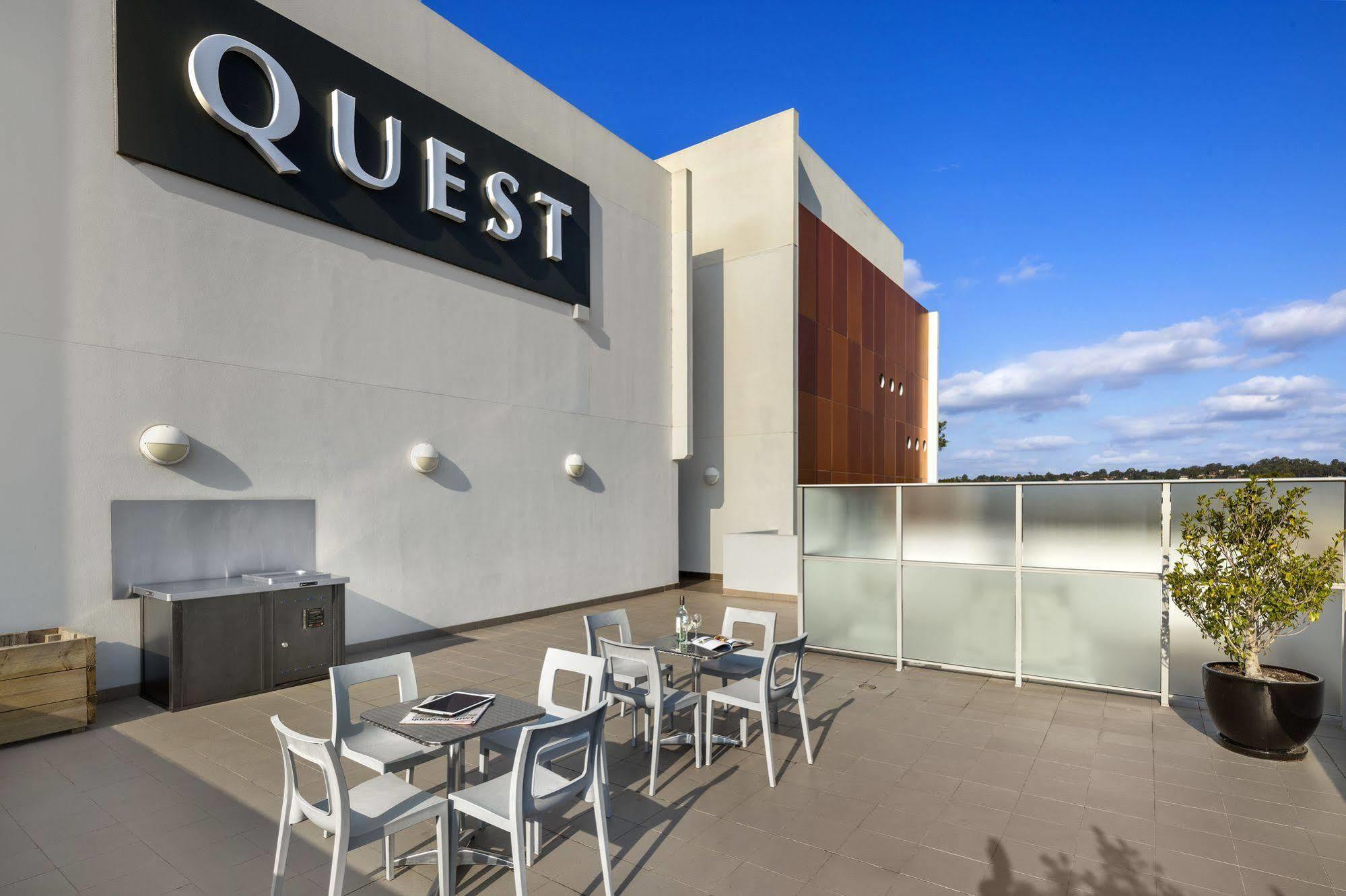 Quest Campbelltown Aparthotel Exterior photo